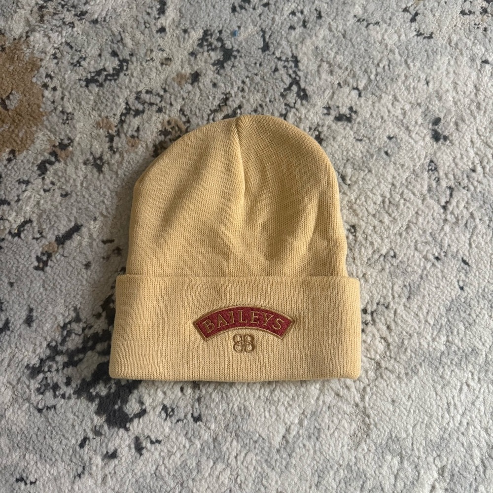 New Baileys Beige Knit Beanie